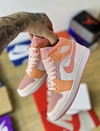 Zapatillas Nike Jordan 1 Apricot Orange