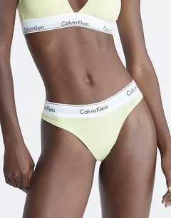 Less Calvin Klein - comprar online