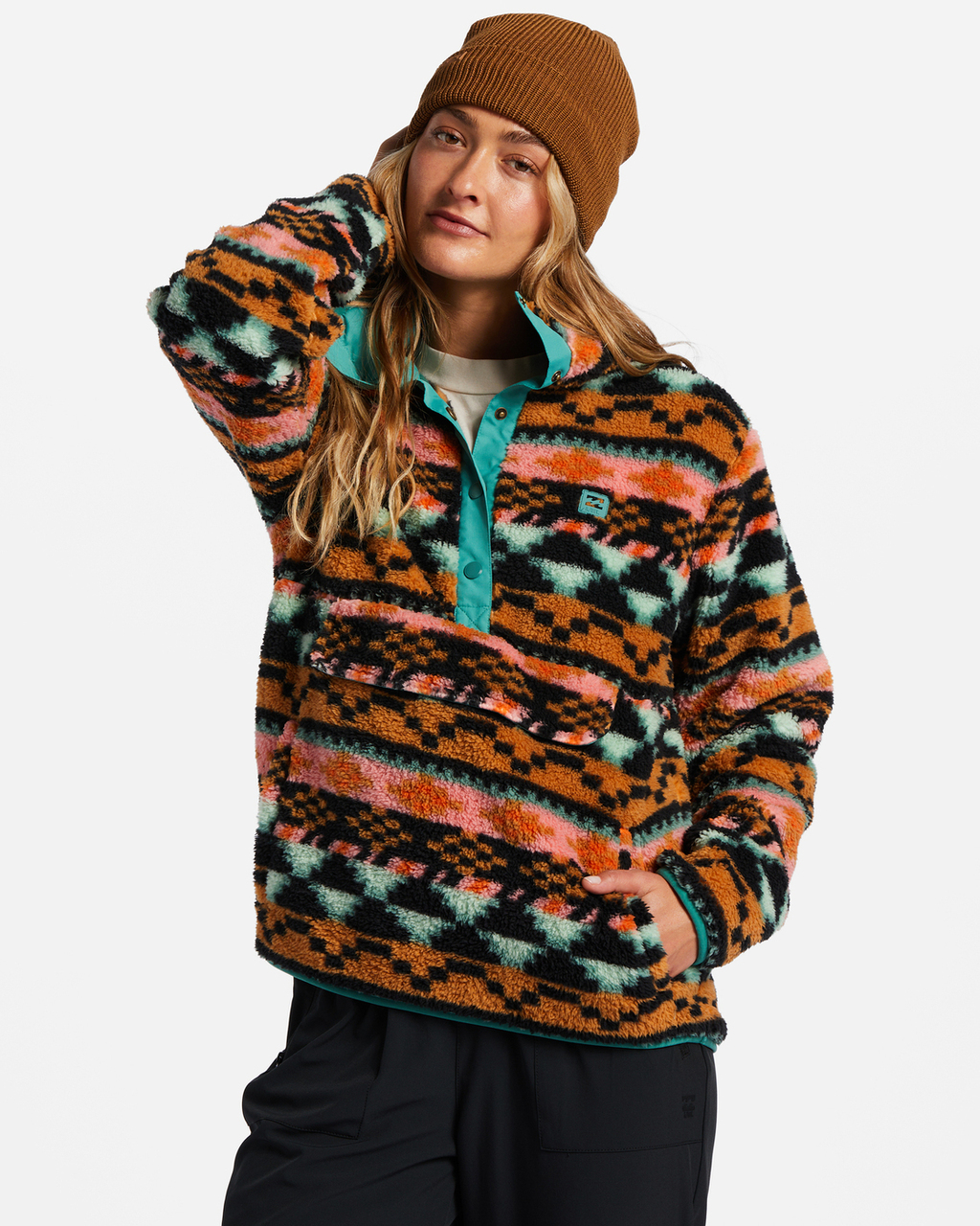 Buzo Switchback Pullover