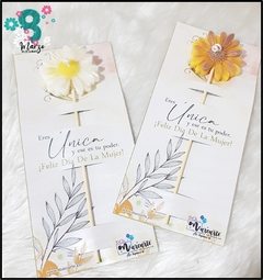 MUJER GIRASOLES TARJETA Y CHOCOLATE - comprar online