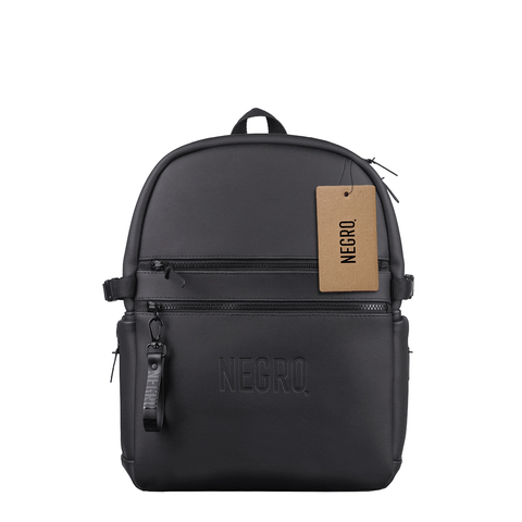 Mochilas negras de marca hot sale