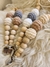 Portachupetes Madera y Crochet en internet