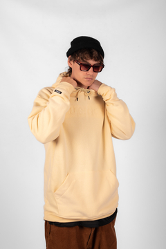 Imagen de HOODIE EMBOSSED CREW CRUDO