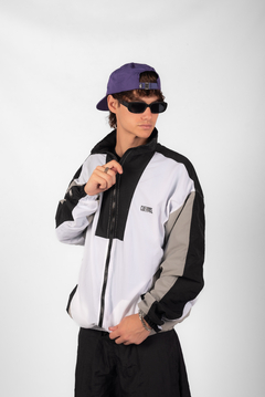 VINTAGE JACKET BLANCO/NEGRO/GRIS en internet