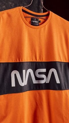 HALLEY NARANJA BY NASA - Cuerdos®