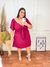 Vestido Curto Plus Size com Amarração no Busto Vinho