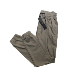 Joggers Liso Gabardina en internet