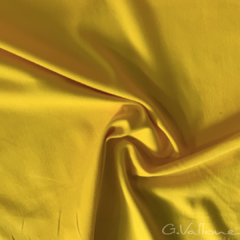 Lacroix - Amarelo Gema cor 10-861 Pantone® 14-0760