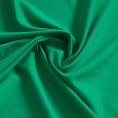 Lacroix - Verde Folha cor 824 Pantone® 15-5534 - comprar online