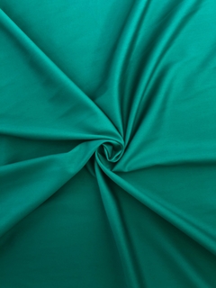 Nusa - Leaf Green color 998 Pantone® 18-5020 - buy online
