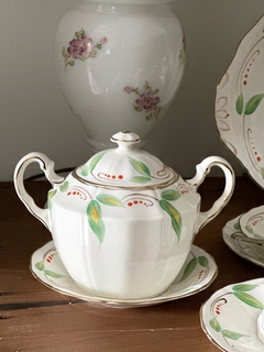 Juego de té de porcelana inglesa Bone China Adderley pintado a mano. en internet