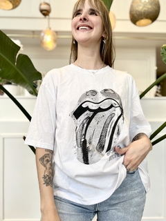 Remera Stone - tienda online