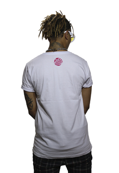 Camiseta Grungetteria Camaleão Branca - Grungetteria | Óculos Alternativo e Hype | Leve 3 e Pague 2