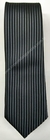 Gravata Skinny - Preto Fosco com Riscas Cinza Chumbo Escuro Acetinadas Verticais - COD: CBO55 - comprar online