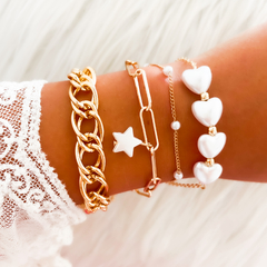 SET PULSERAS PEARL HEARTS